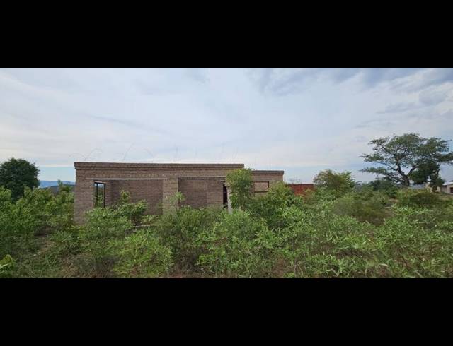 LAND FOR SALE IN VUWANI
